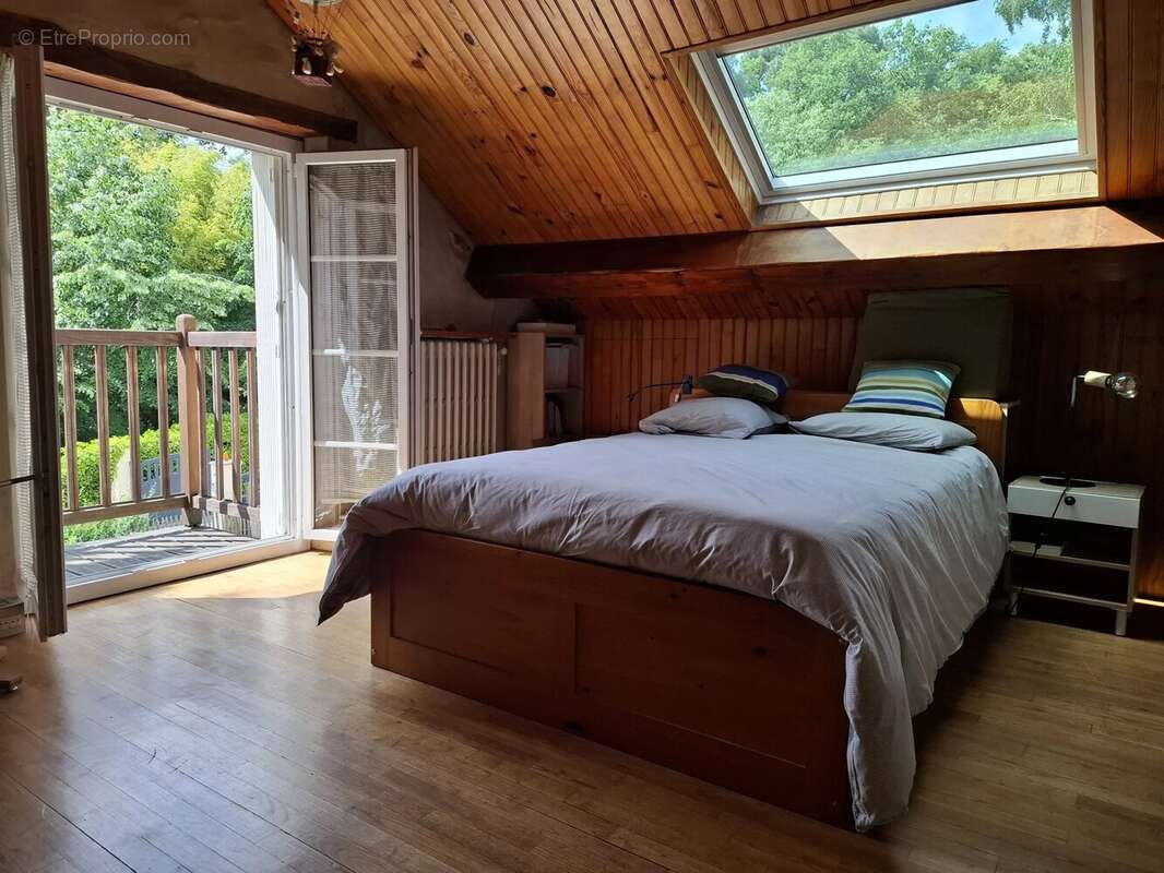 Maison à SAINT-CHERON