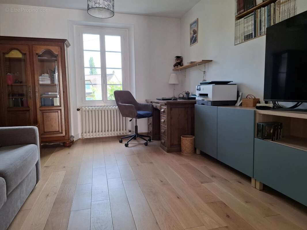 Maison à SAINT-CHERON