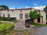 Maison à SAINT-LAURENT-DU-MOTTAY