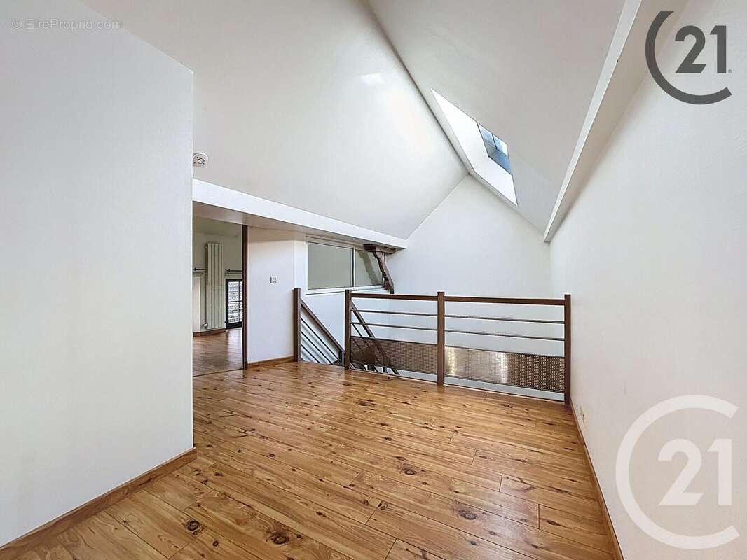 Appartement à SAINTE-SAVINE