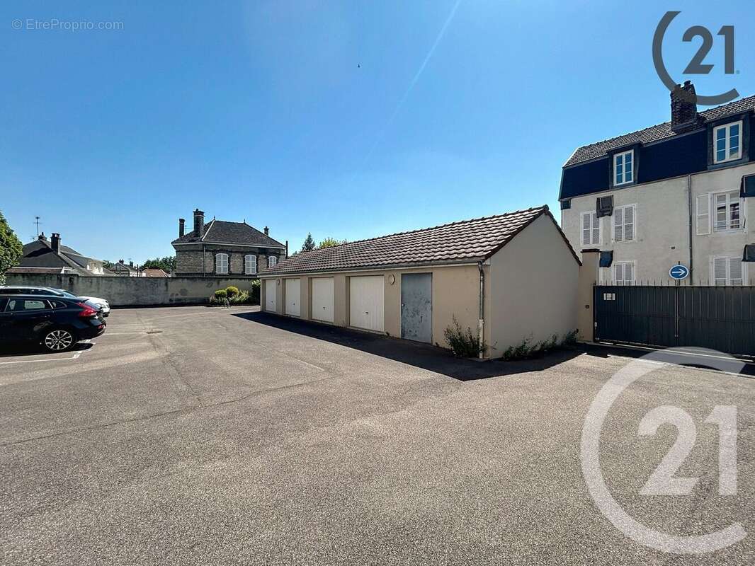 Appartement à SAINTE-SAVINE