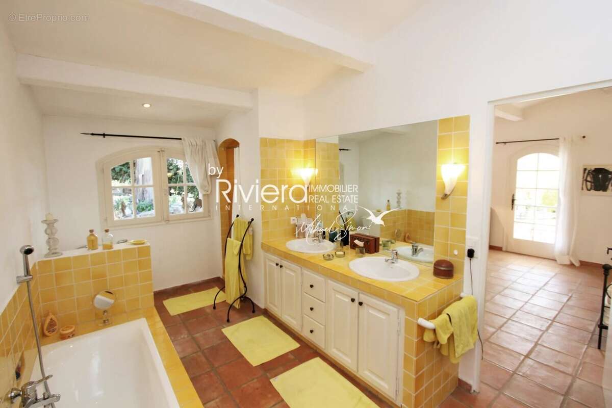 Maison à CAVALAIRE-SUR-MER