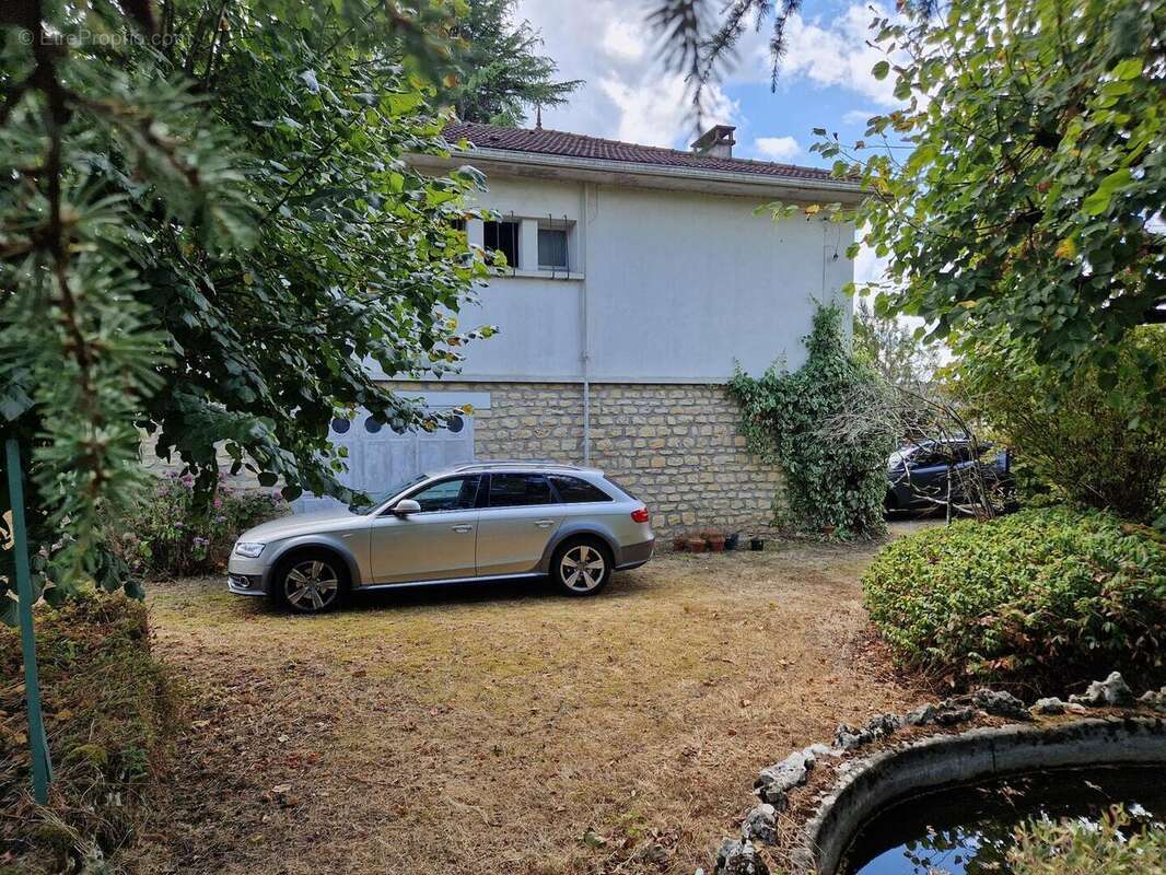 20250724144257 - Maison à LE BUGUE