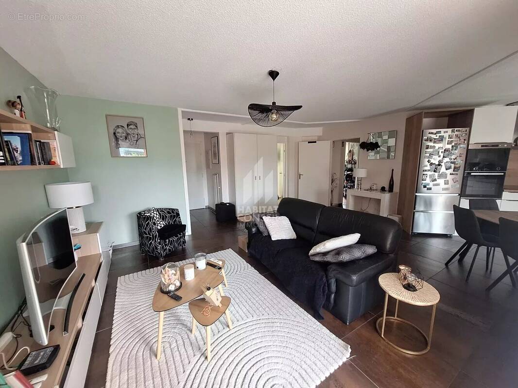 Appartement à MEYLAN