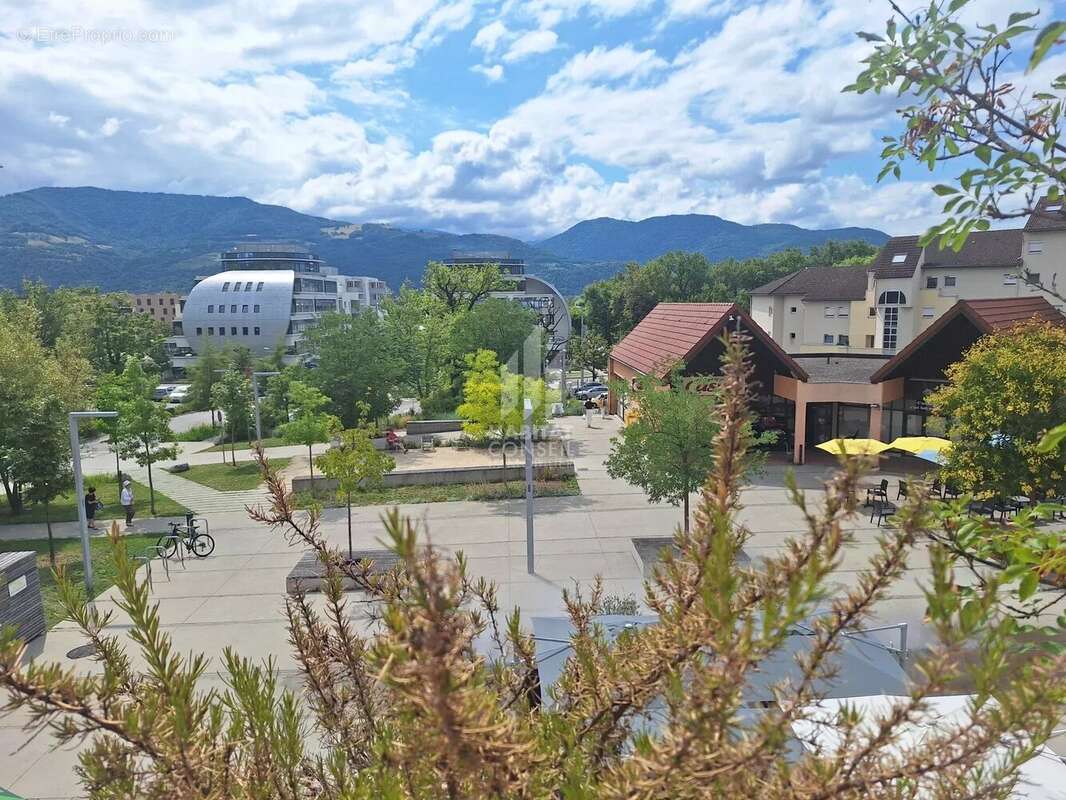 Appartement à MEYLAN