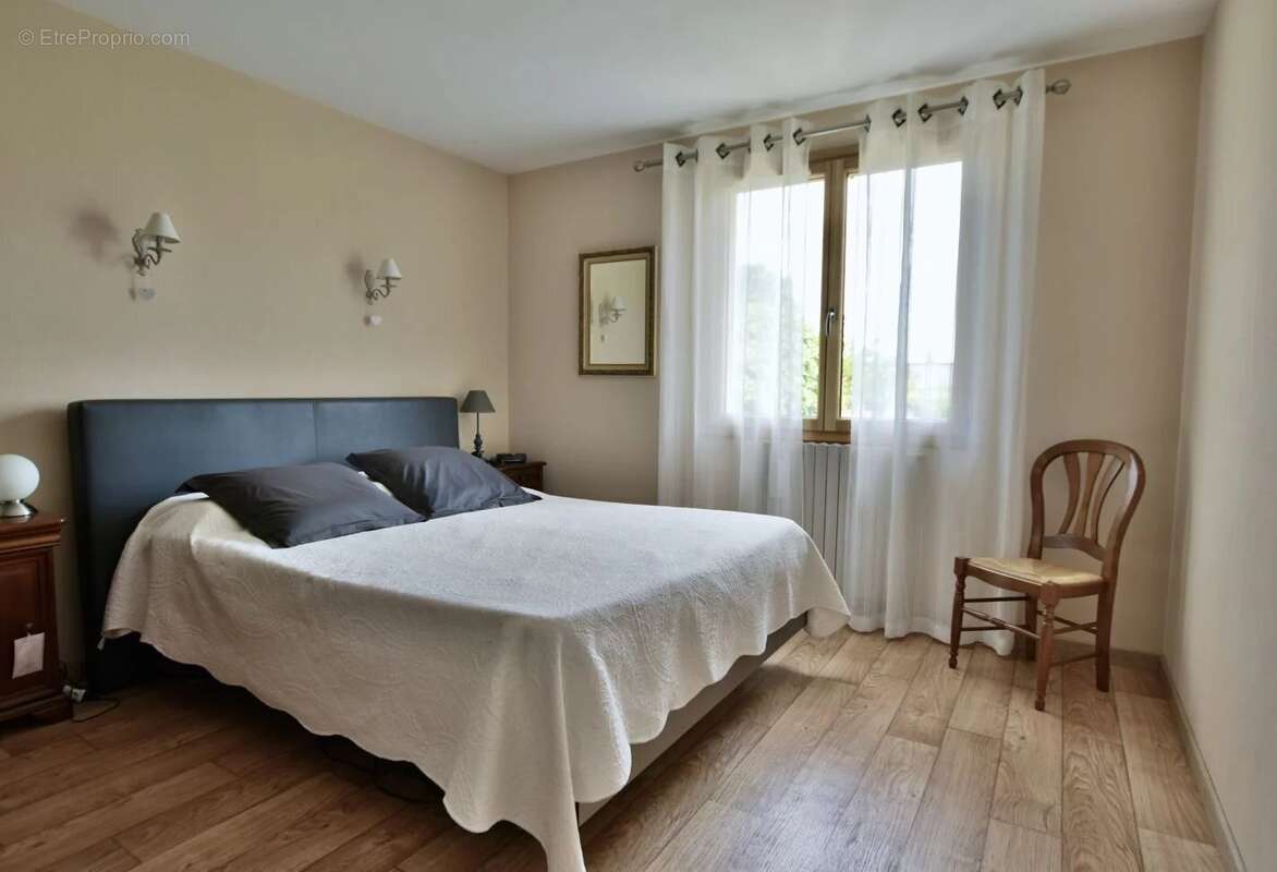 Maison à LE MAY-SUR-EVRE