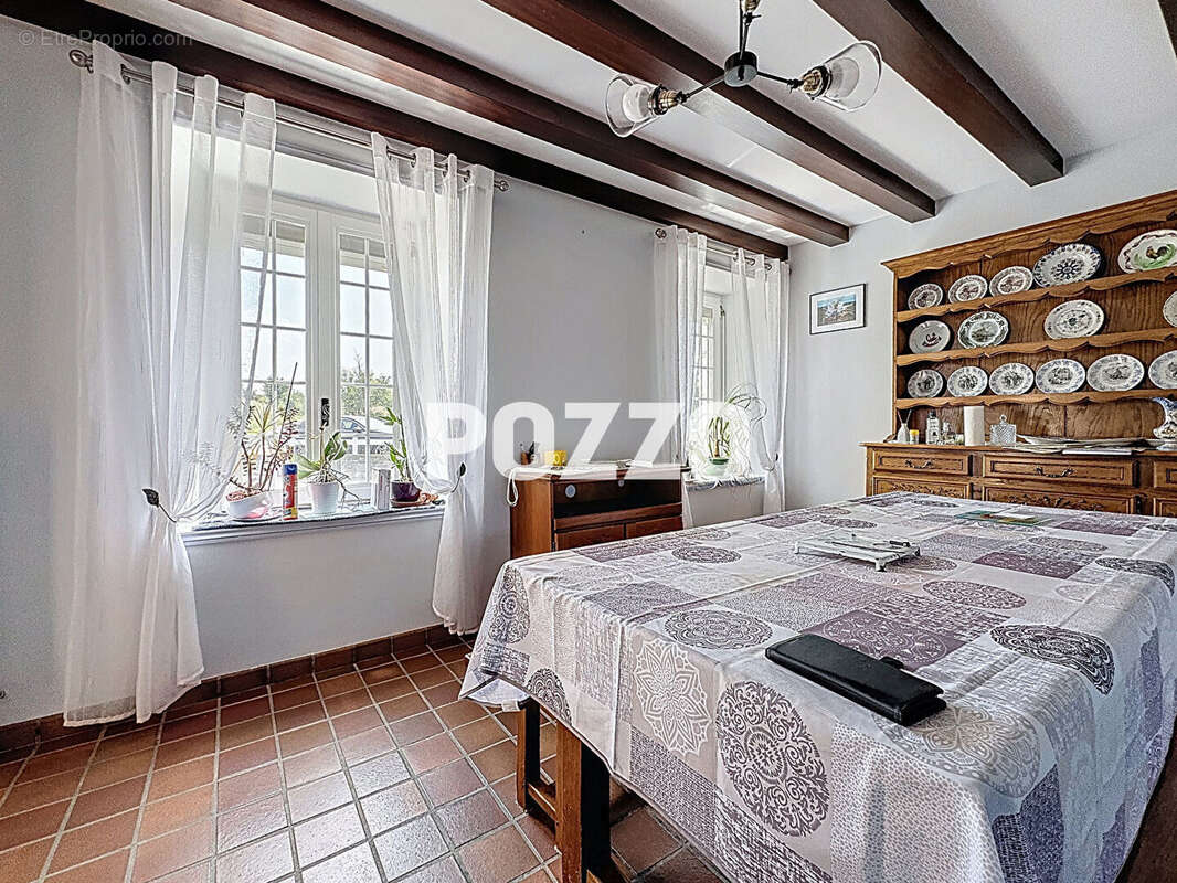 Maison à LINGREVILLE