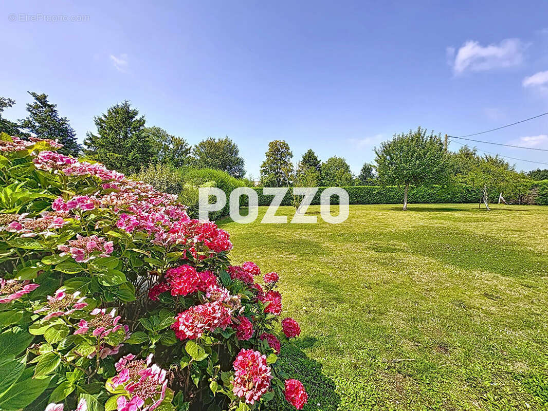 Maison à LINGREVILLE