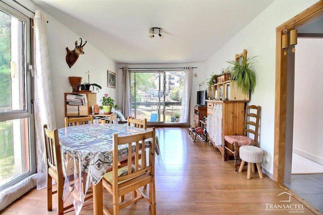 Appartement à SAINT-GERVAIS-LES-BAINS