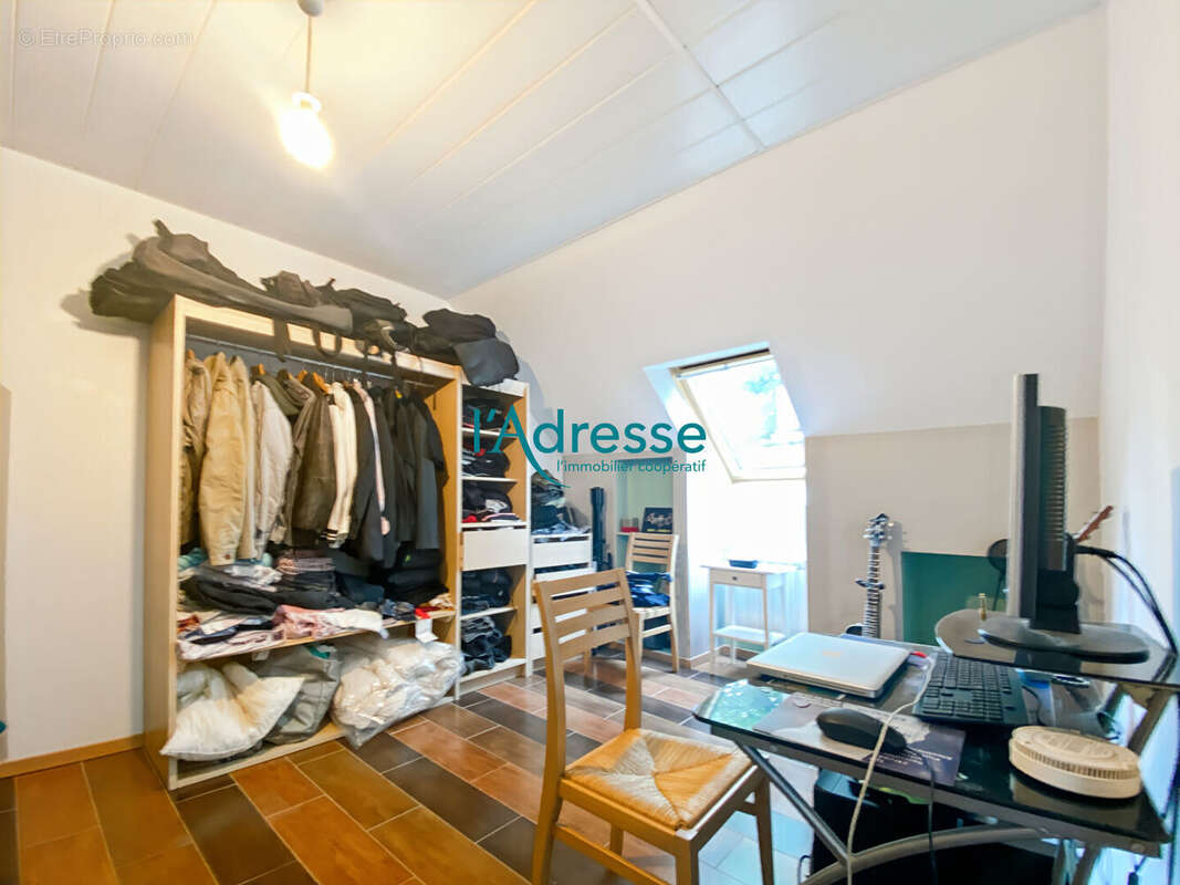 Maison à MONTALET-LE-BOIS