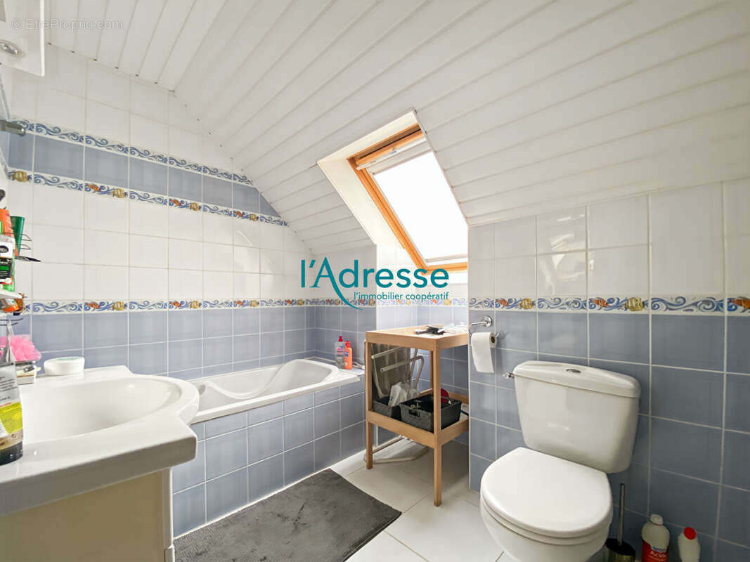 Maison à MONTALET-LE-BOIS