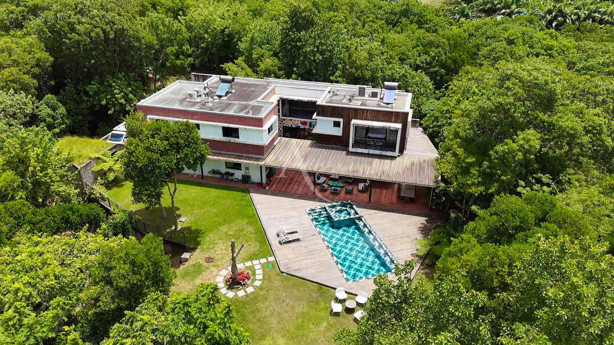 Maison à FORT-DE-FRANCE