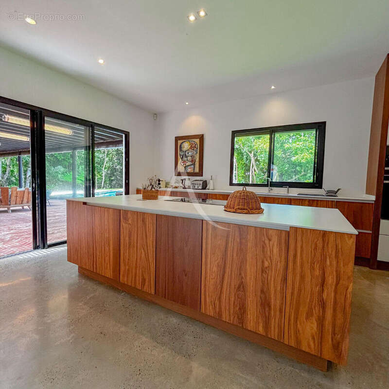 Maison à FORT-DE-FRANCE