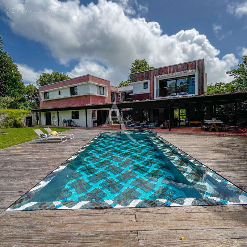 Maison à FORT-DE-FRANCE