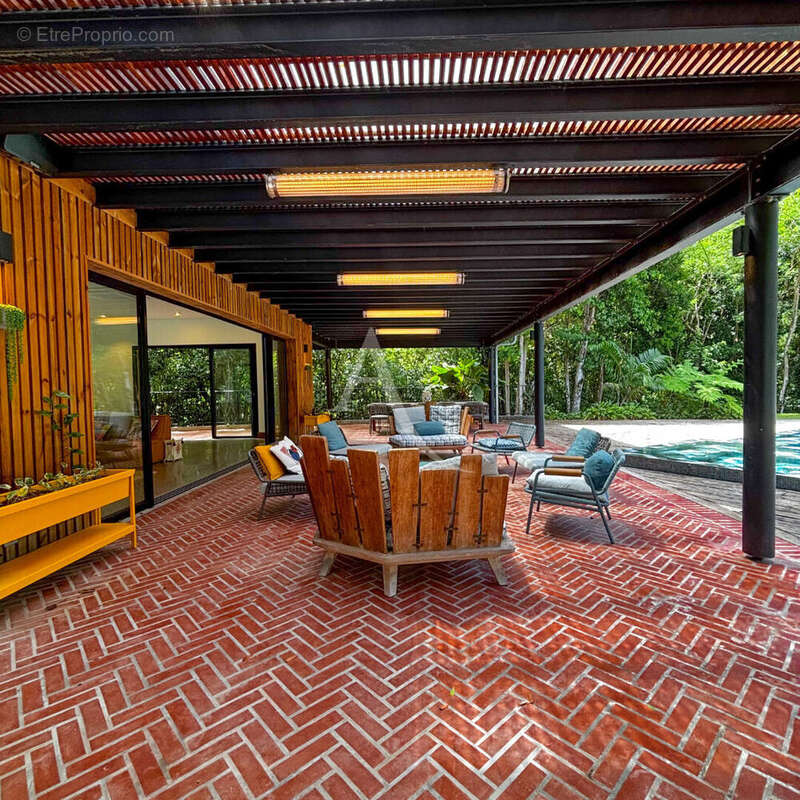 Maison à FORT-DE-FRANCE