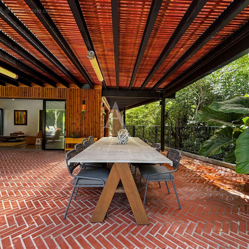 Maison à FORT-DE-FRANCE