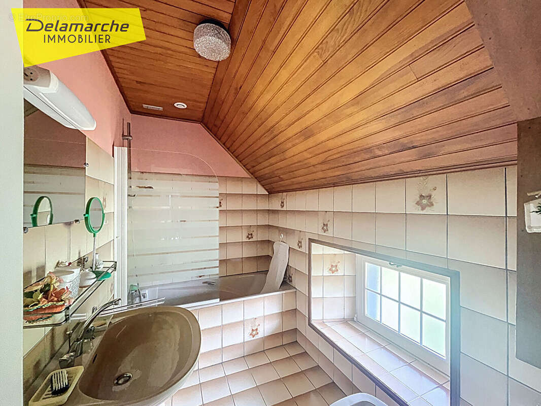 Maison à LINGREVILLE