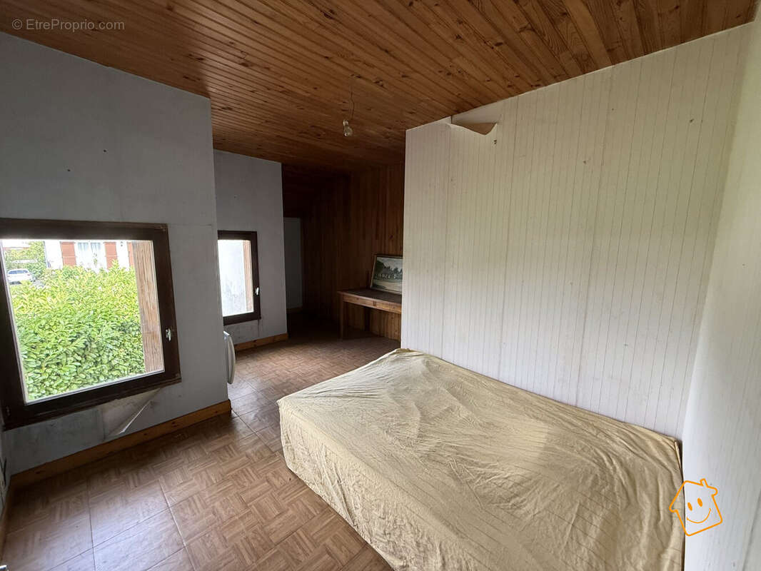 Maison à SAINT-DOULCHARD