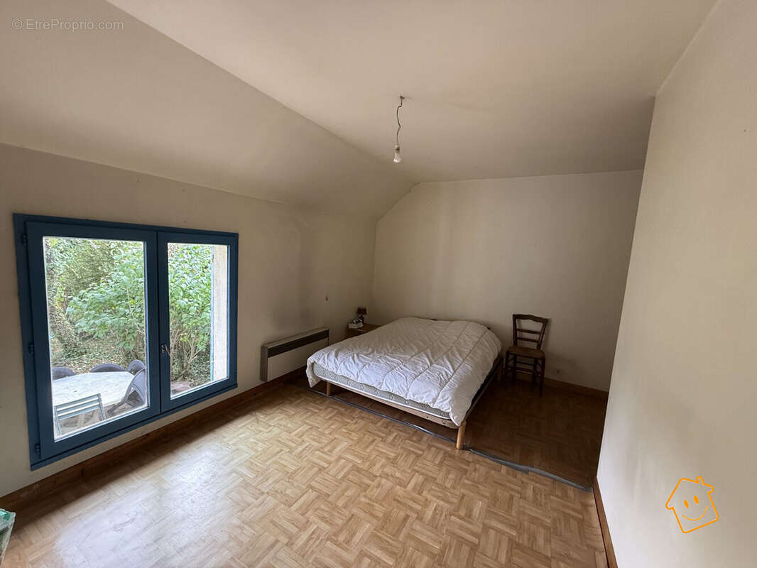 Maison à SAINT-DOULCHARD