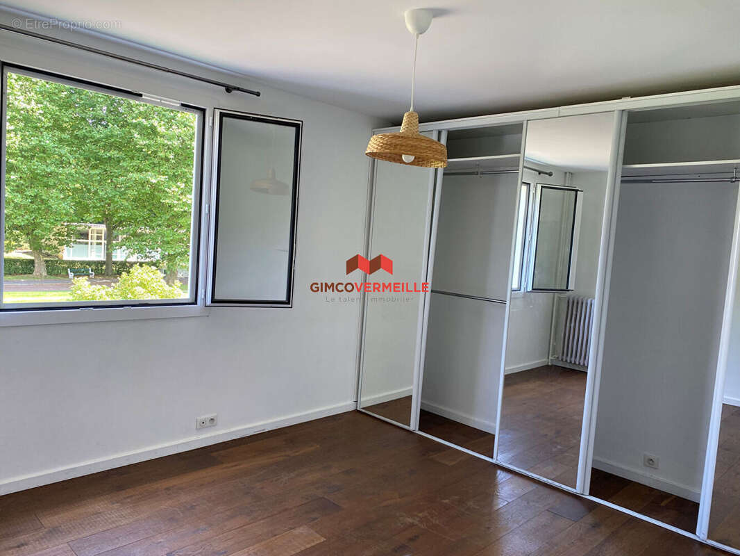 Appartement à VAUCRESSON