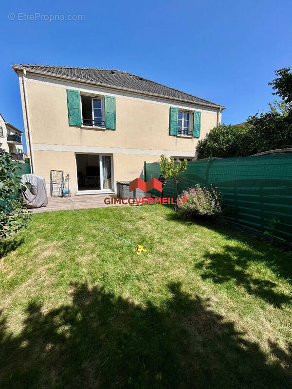 Maison à CARRIERES-SOUS-POISSY