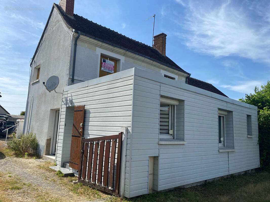 Maison à SAINT-ROMAIN-SUR-CHER