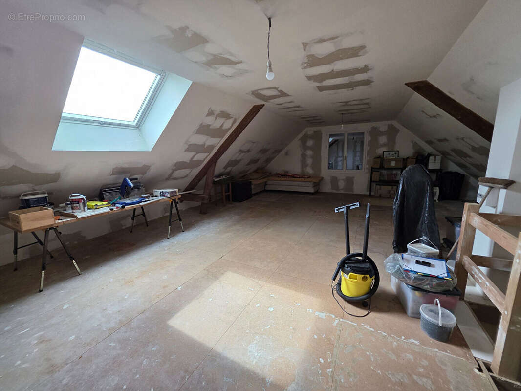 Maison à PLEUMARTIN