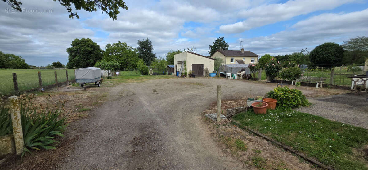 Maison à PLEUMARTIN