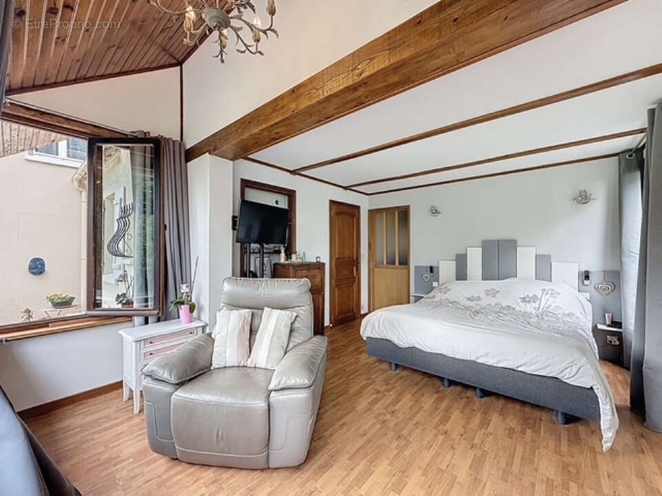 Maison à CHAUMONT-EN-VEXIN