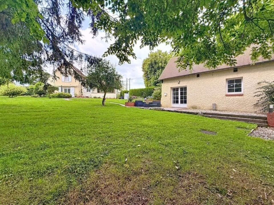 Maison à CHAUMONT-EN-VEXIN