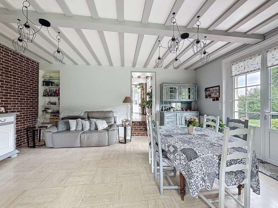 Maison à CHAUMONT-EN-VEXIN