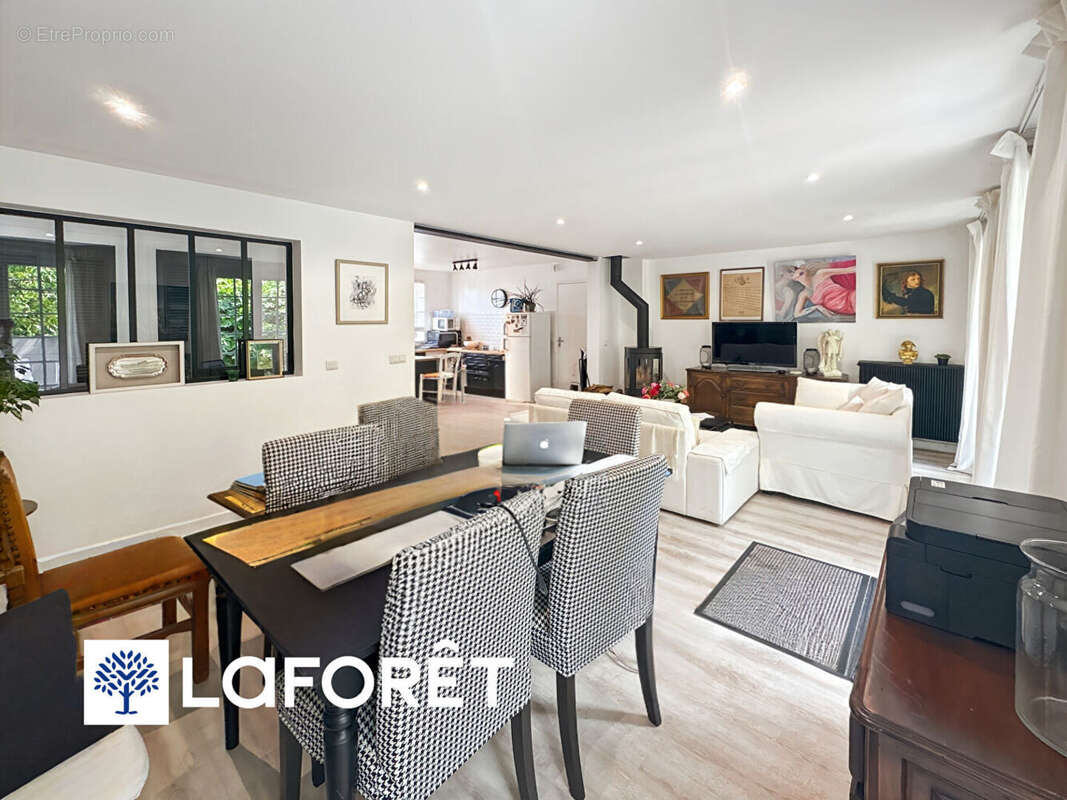 Maison à LONGJUMEAU