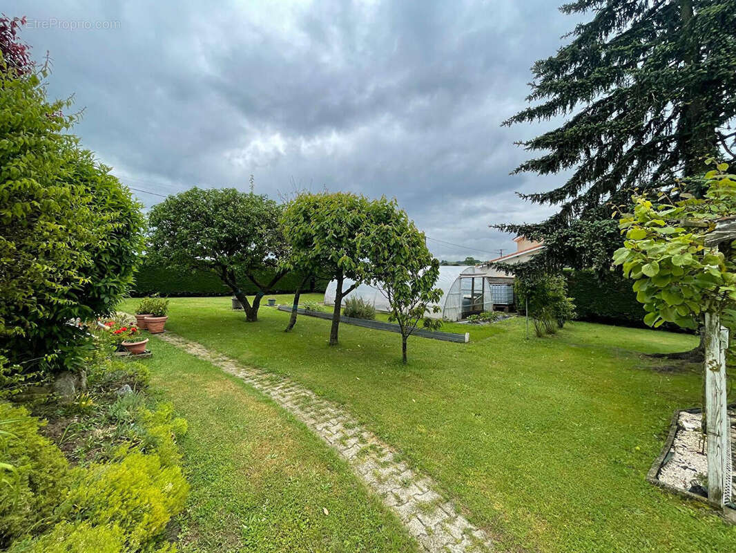 Maison à SAINT-HEAND