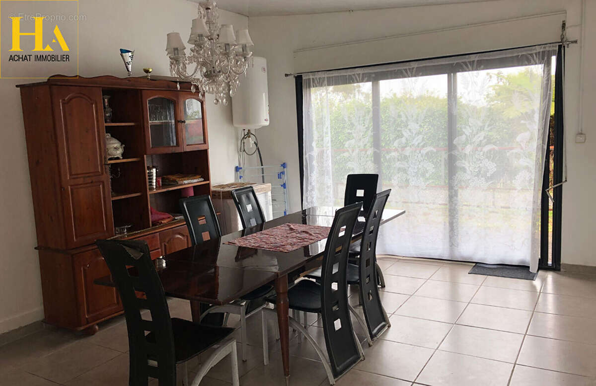 Maison à LA PLAINE-DES-PALMISTES