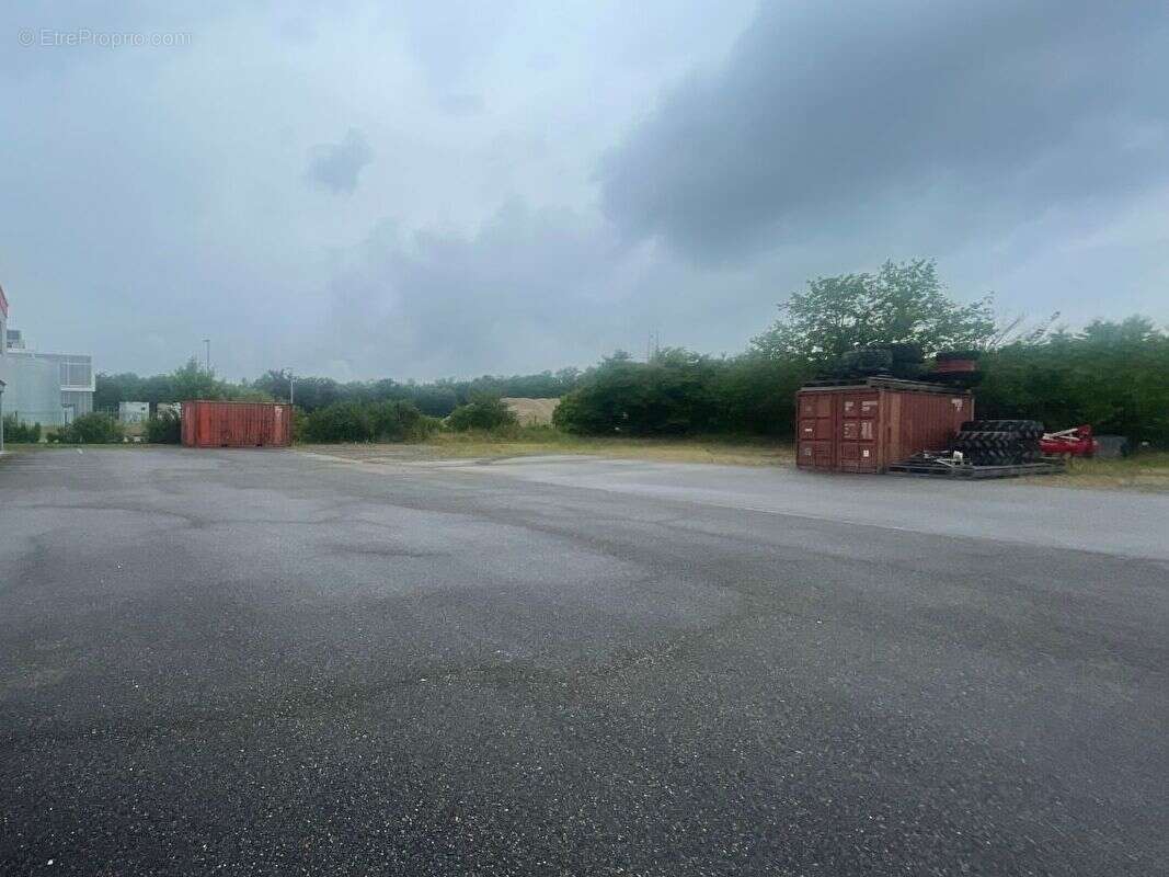 Commerce à WITTENHEIM