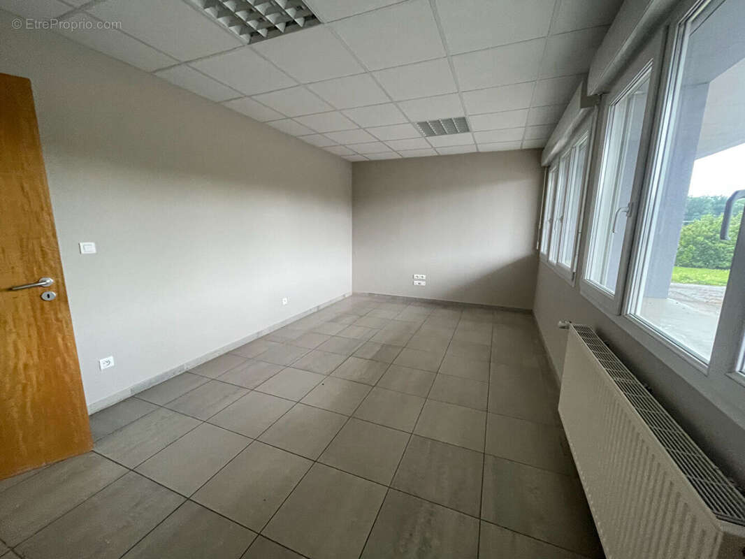 Commerce à WITTENHEIM