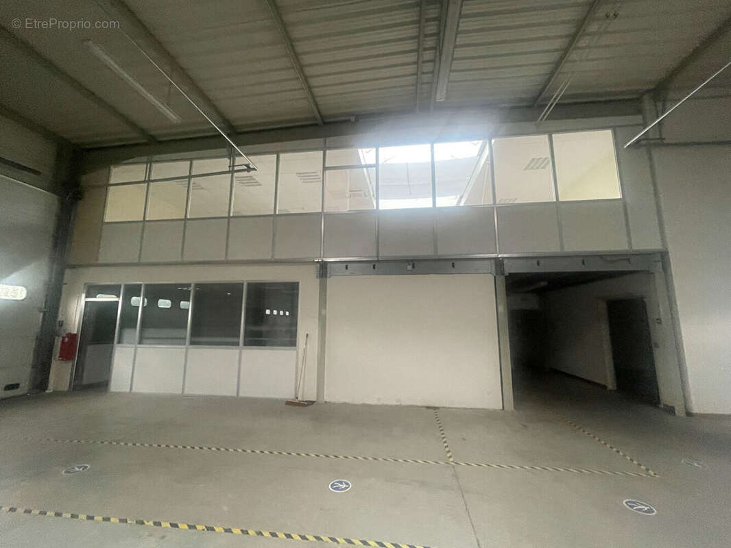 Commerce à WITTENHEIM