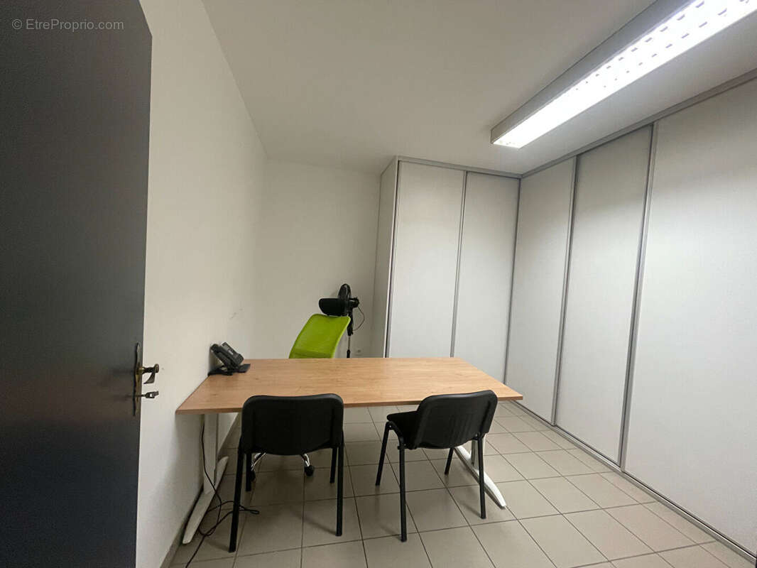 Commerce à WITTENHEIM