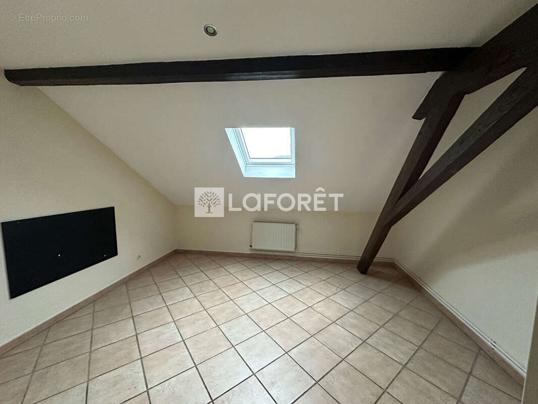 Appartement à ALGRANGE