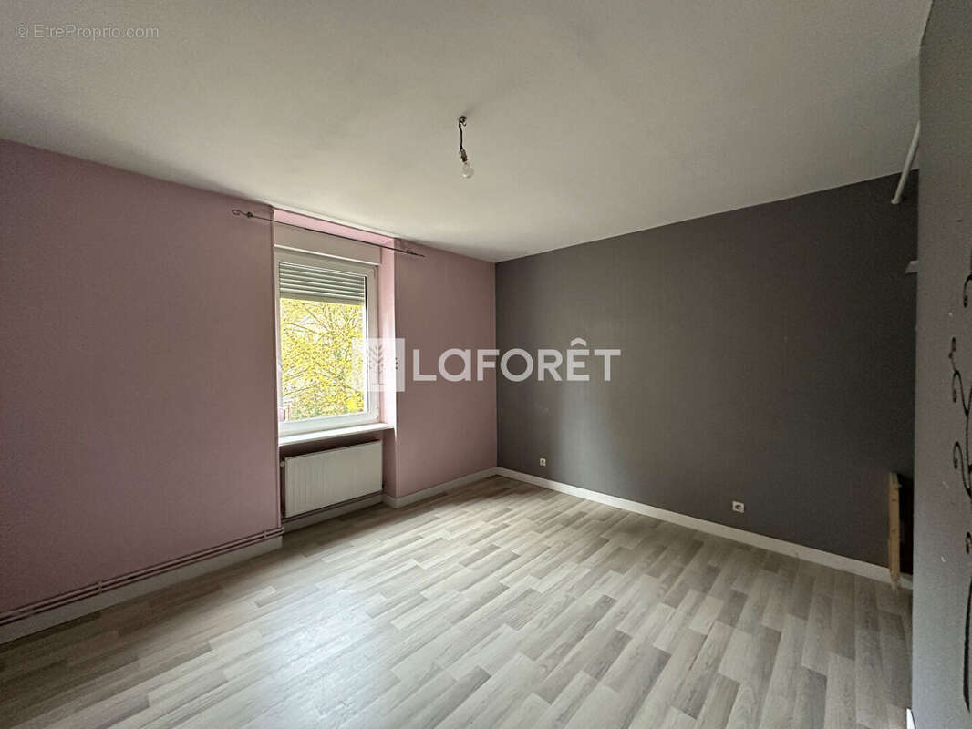 Appartement à ALGRANGE