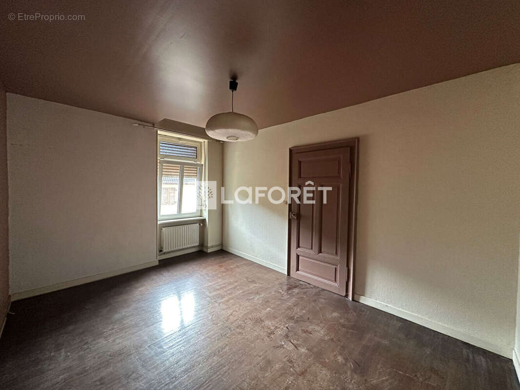 Appartement à ALGRANGE