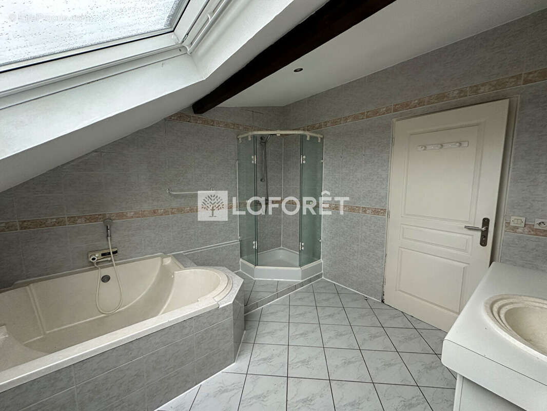 Appartement à ALGRANGE