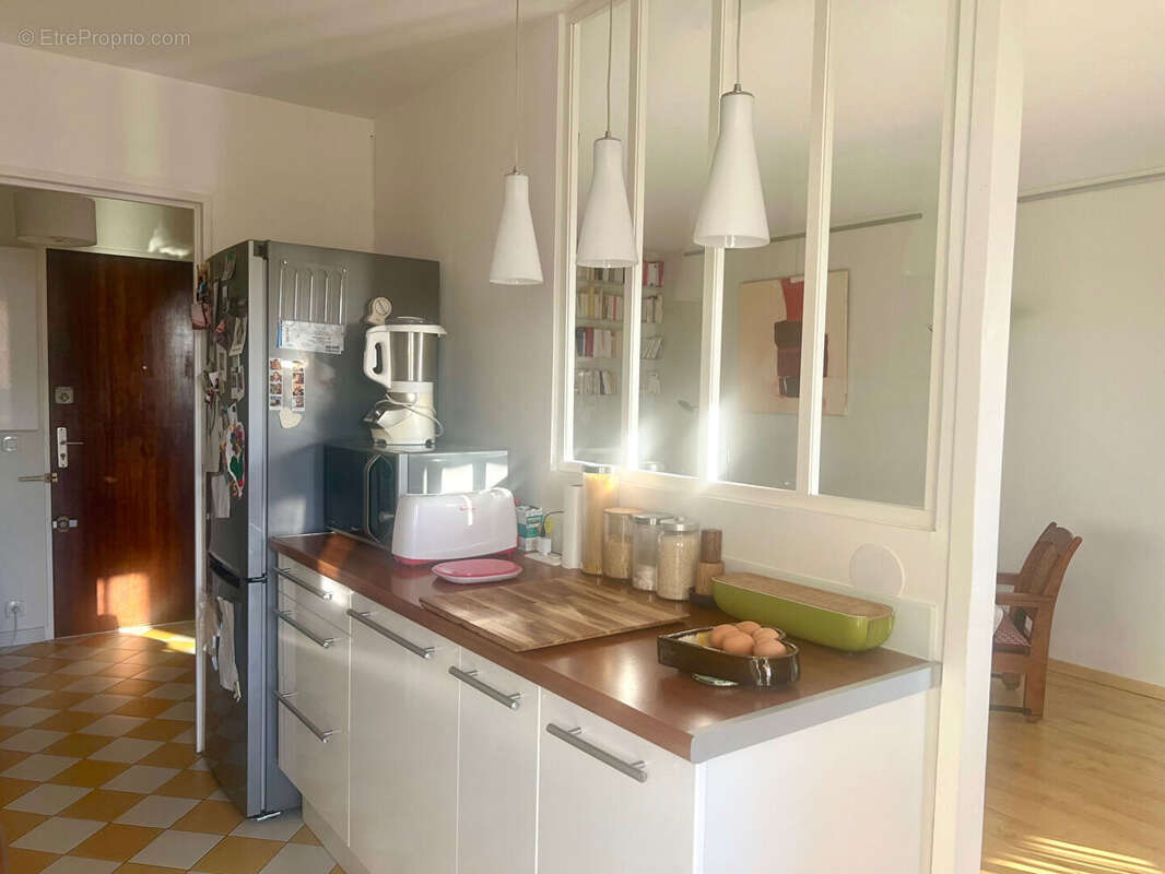 Appartement à SARTROUVILLE