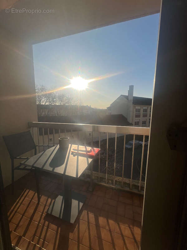 Appartement à SARTROUVILLE