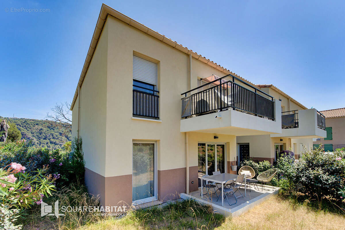 Appartement à CARROS