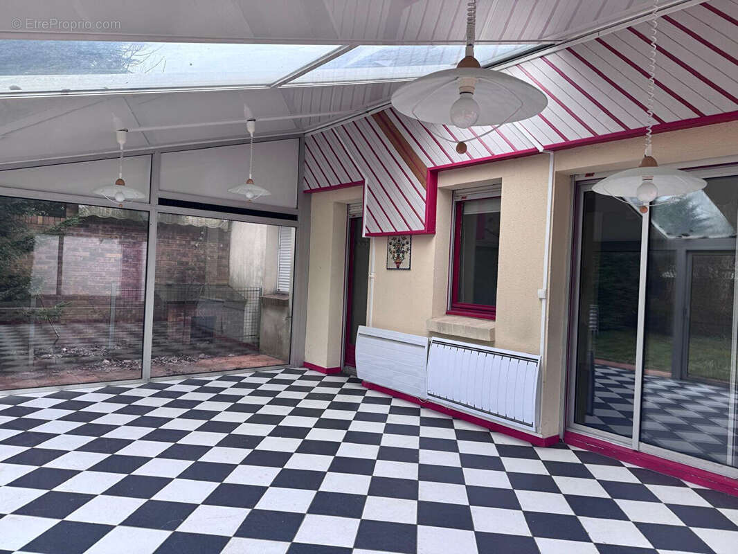 Maison à MONT-SAINT-AIGNAN