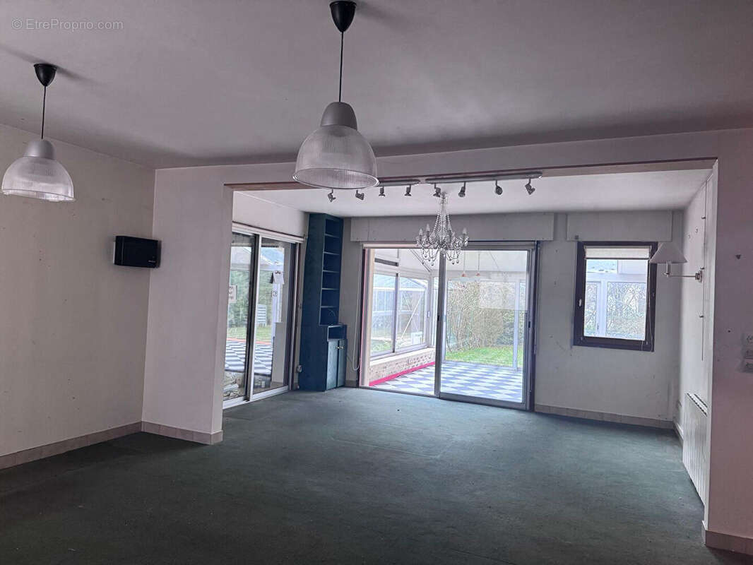 Maison à MONT-SAINT-AIGNAN