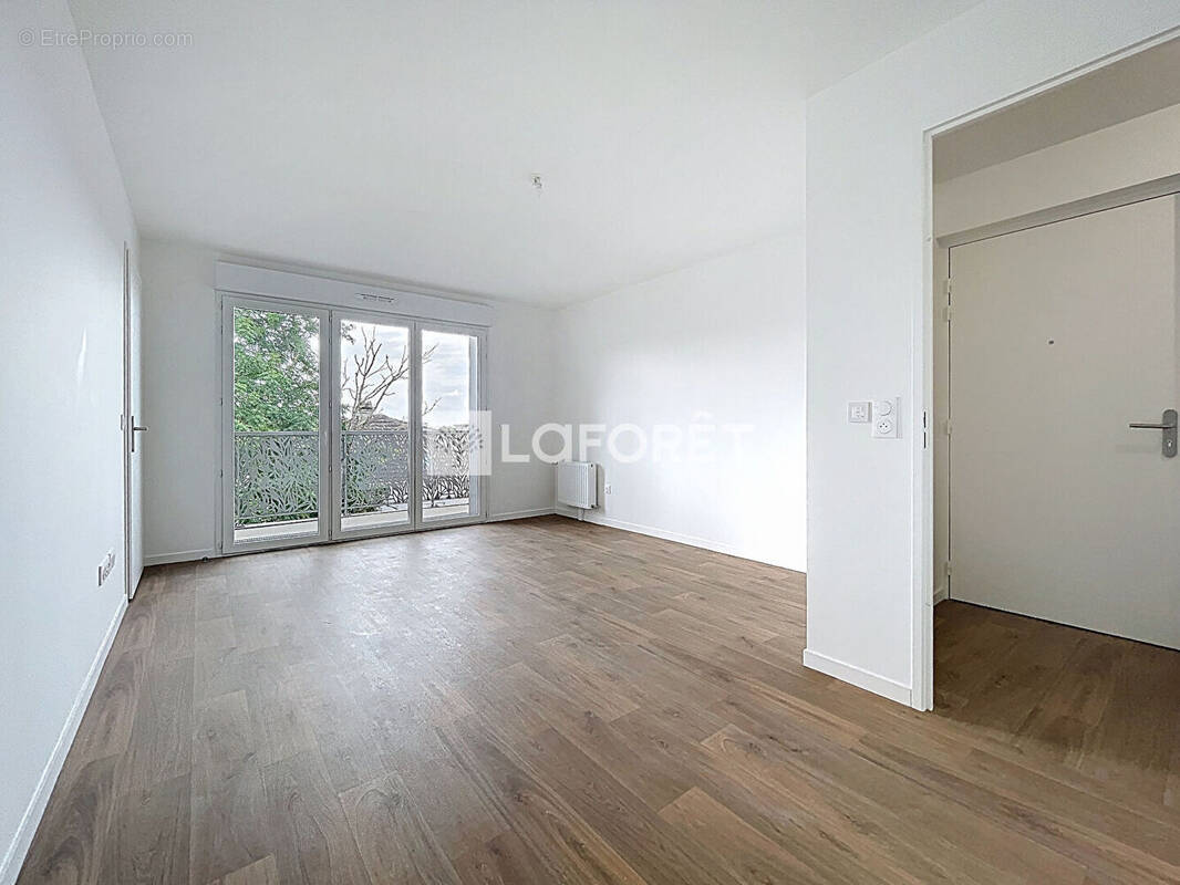 Appartement à LIMEIL-BREVANNES