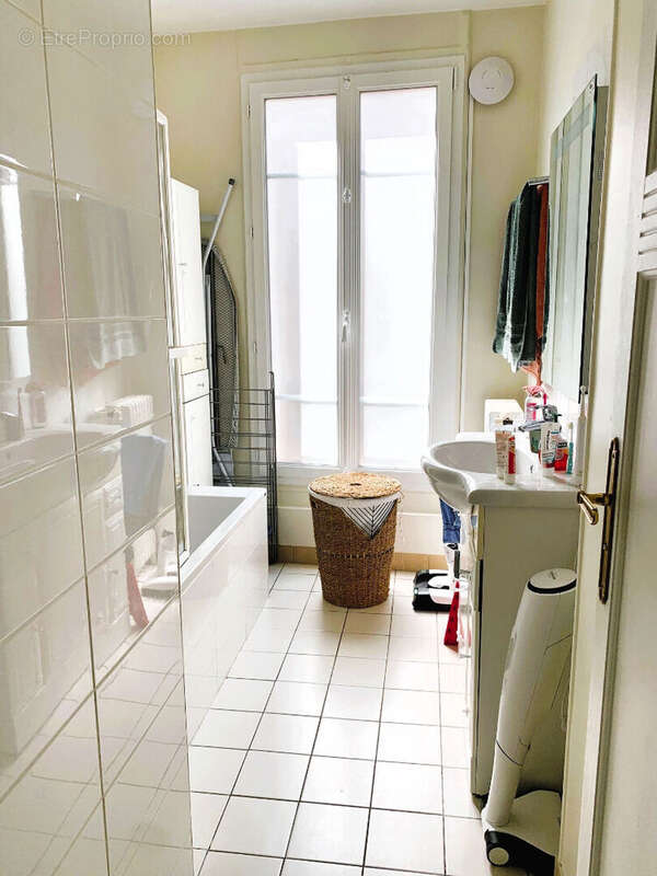 Appartement à ASNIERES-SUR-SEINE