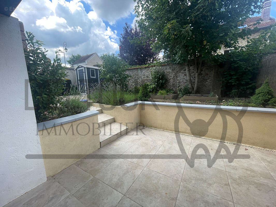 Appartement à COULOMMIERS